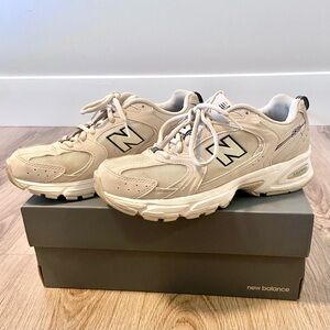 New Balance 530 sneakers runners white beige size 7.5